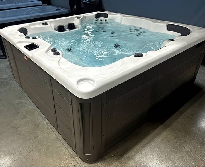 H167B Hot Tub