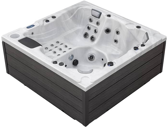 Icelandic Fjord Hot Tub